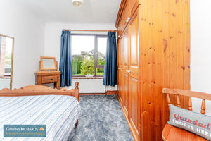 Bedroom- click for photo gallery